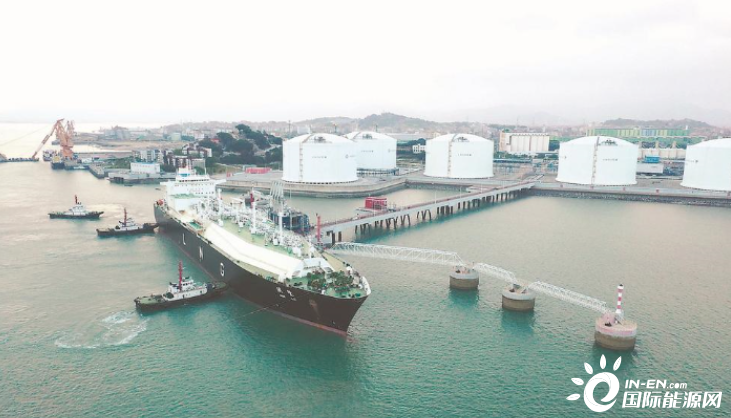 福建LNG累计接卸量突破4000万吨