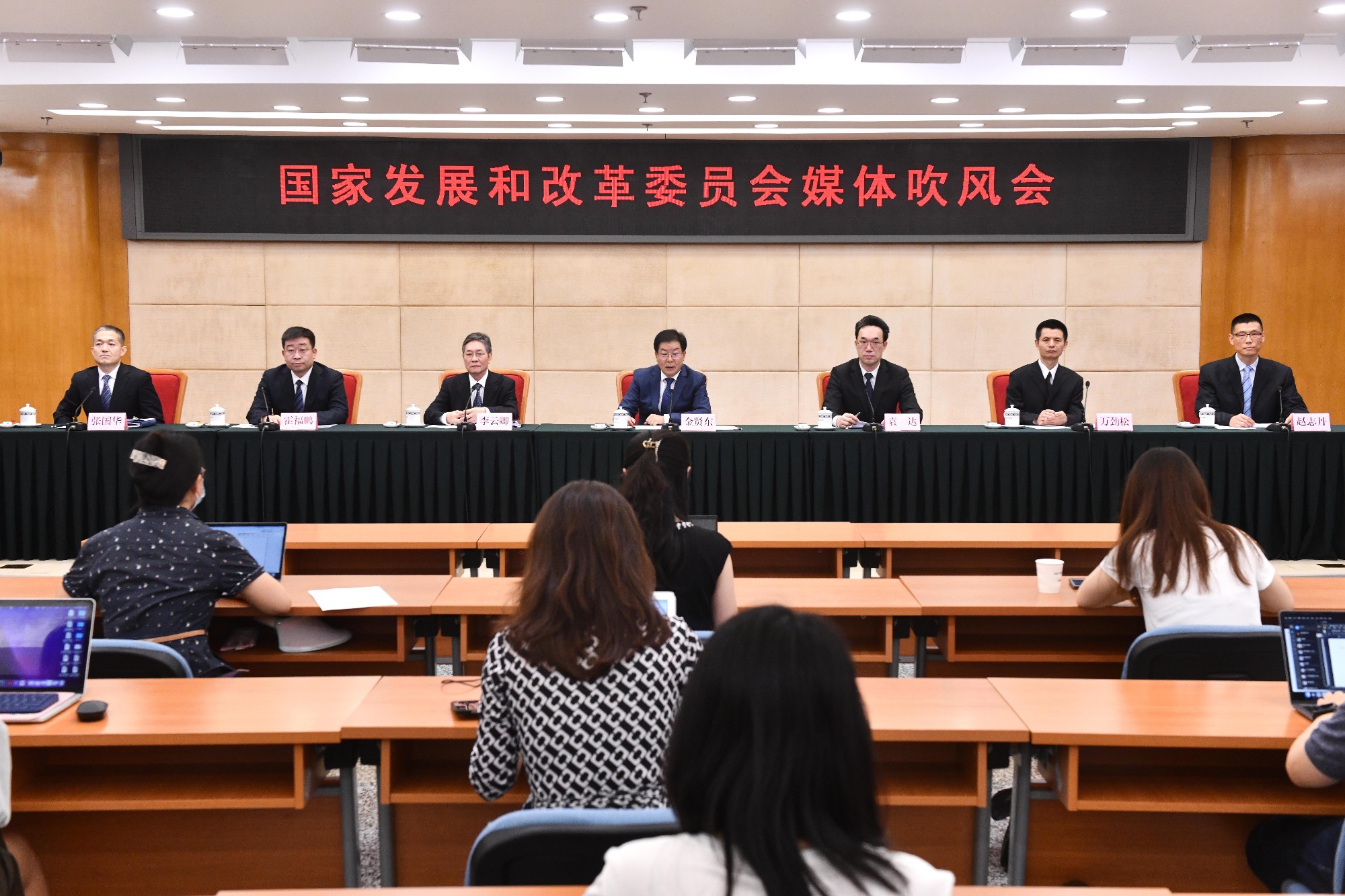 发电量、负荷双创新高！国家发改委回应今夏电力如何保供
